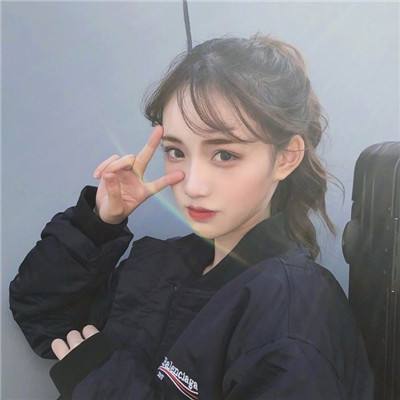 八月的灰姑娘棒球队中文版下载